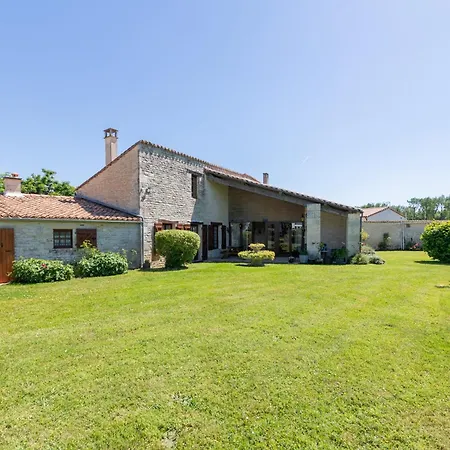 Casa vacanze Le Vieux Fournil - Avec Terrasse Et Jardin *